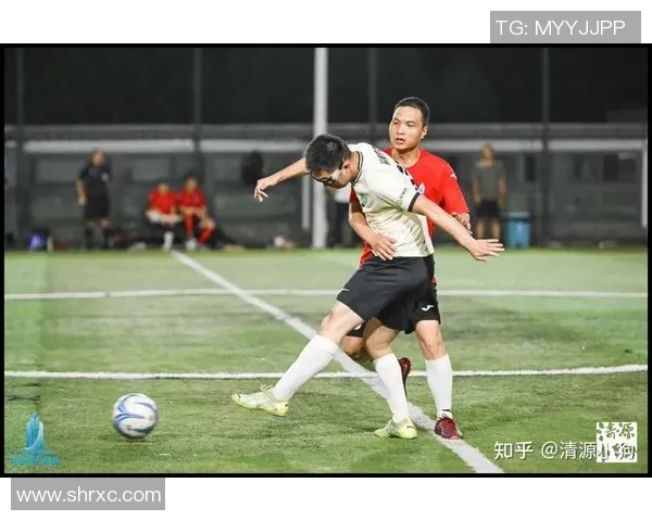 足球明星驾车技巧全解析视频合集带你领略驾驶魅力与足球风采