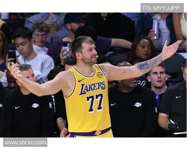 颜值与球技并存的足球明星们展现魅力与实力的完美结合