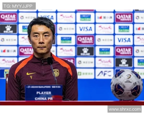 卡塞米罗的足球之路：从巴西传奇到欧洲顶级中场的蜕变与辉煌